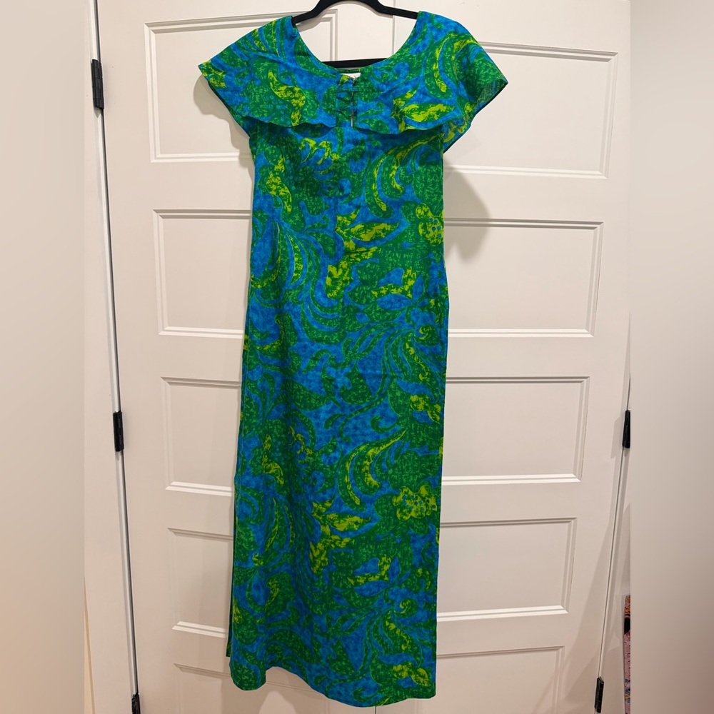 Vintage Tiki/Hawaiian Green and Blue Floral Dress